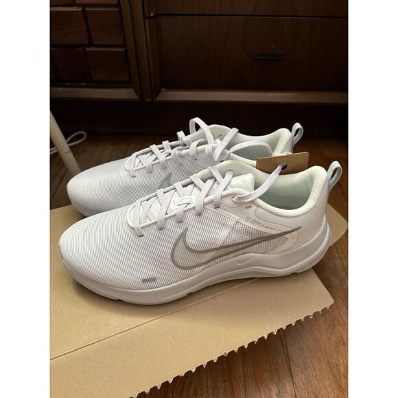 Women Nike Downshifter 12 Running Shoes White/Platinum/Silver DD9294-100… - Picture 3 of 6
